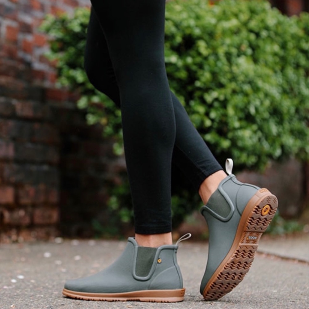 Bogs sweet pea water resistant bootie
